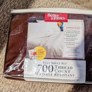 NWT! Better Homes & Garden(F), 700 TC Sheet Set, Chocolate Brown